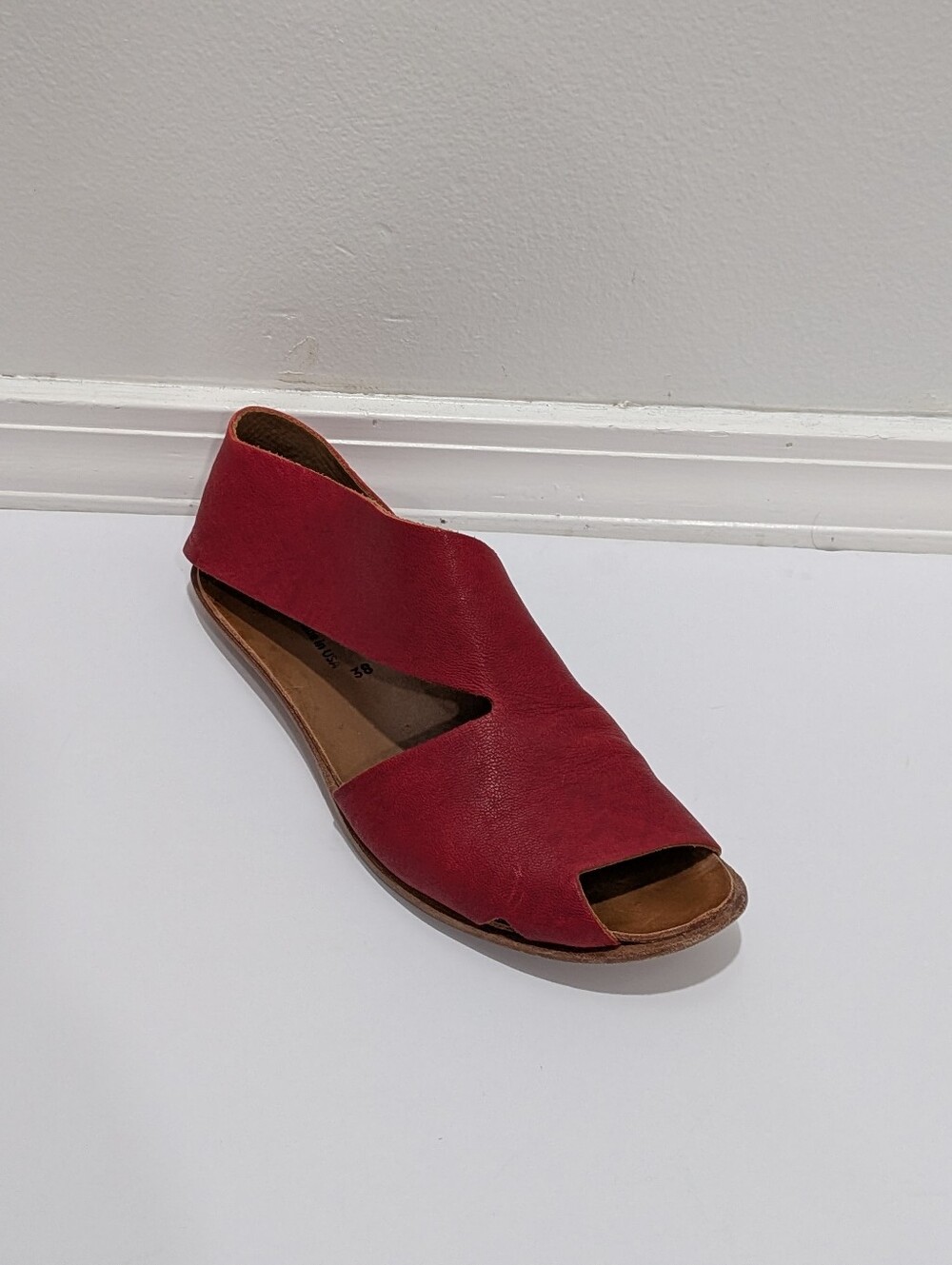 Cydwoq Women's Handmade Puzzle  Red Sandal size 38